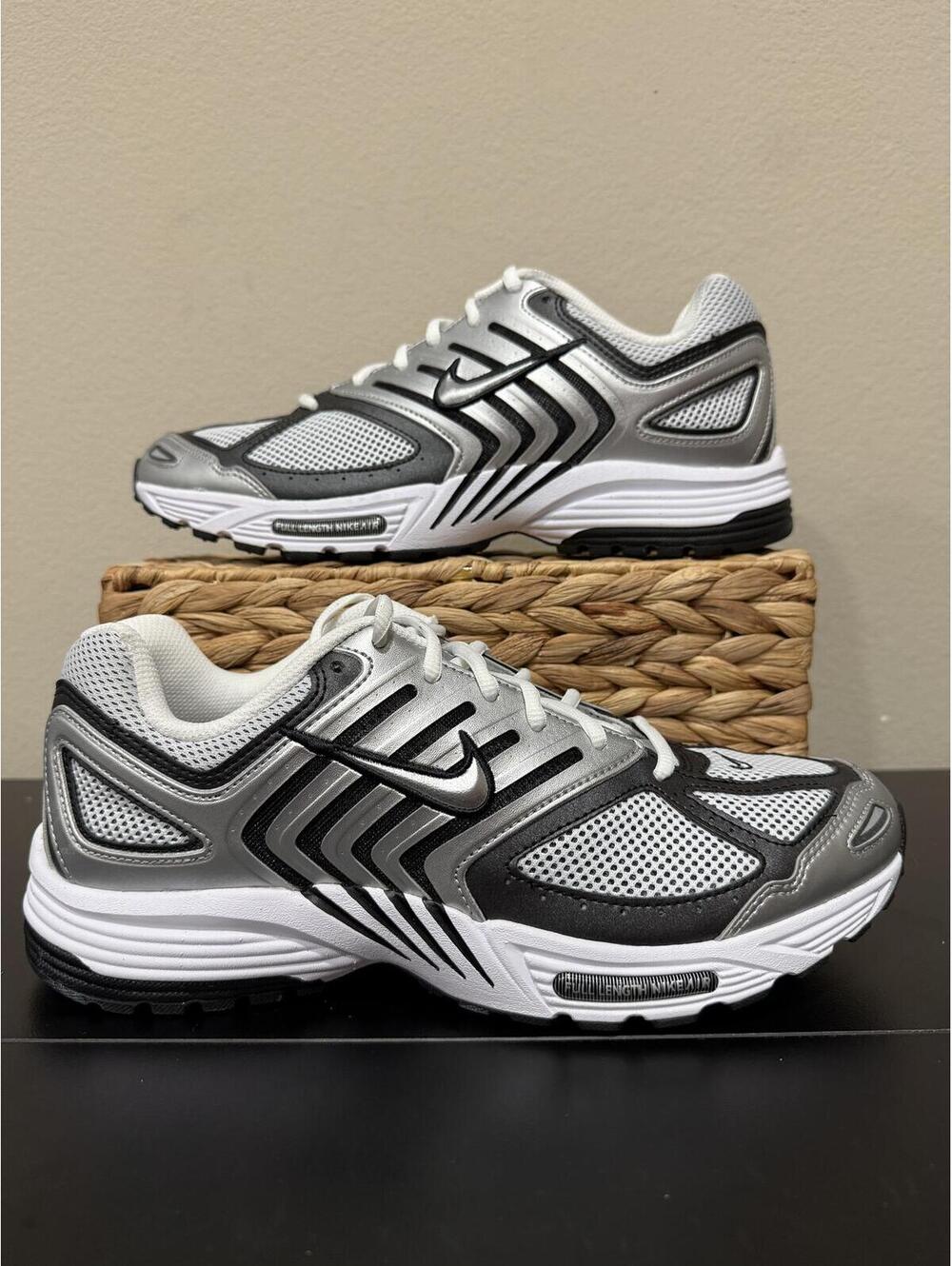 Size 10.5 - Nike Air Pegasus 2K5 “Metallic Silver White Black”